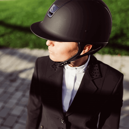 Er Lässt Sich Von Seiner Besten Freundin Reiten Er Lässt Sich Von Seiner Besten Freundin Reiten